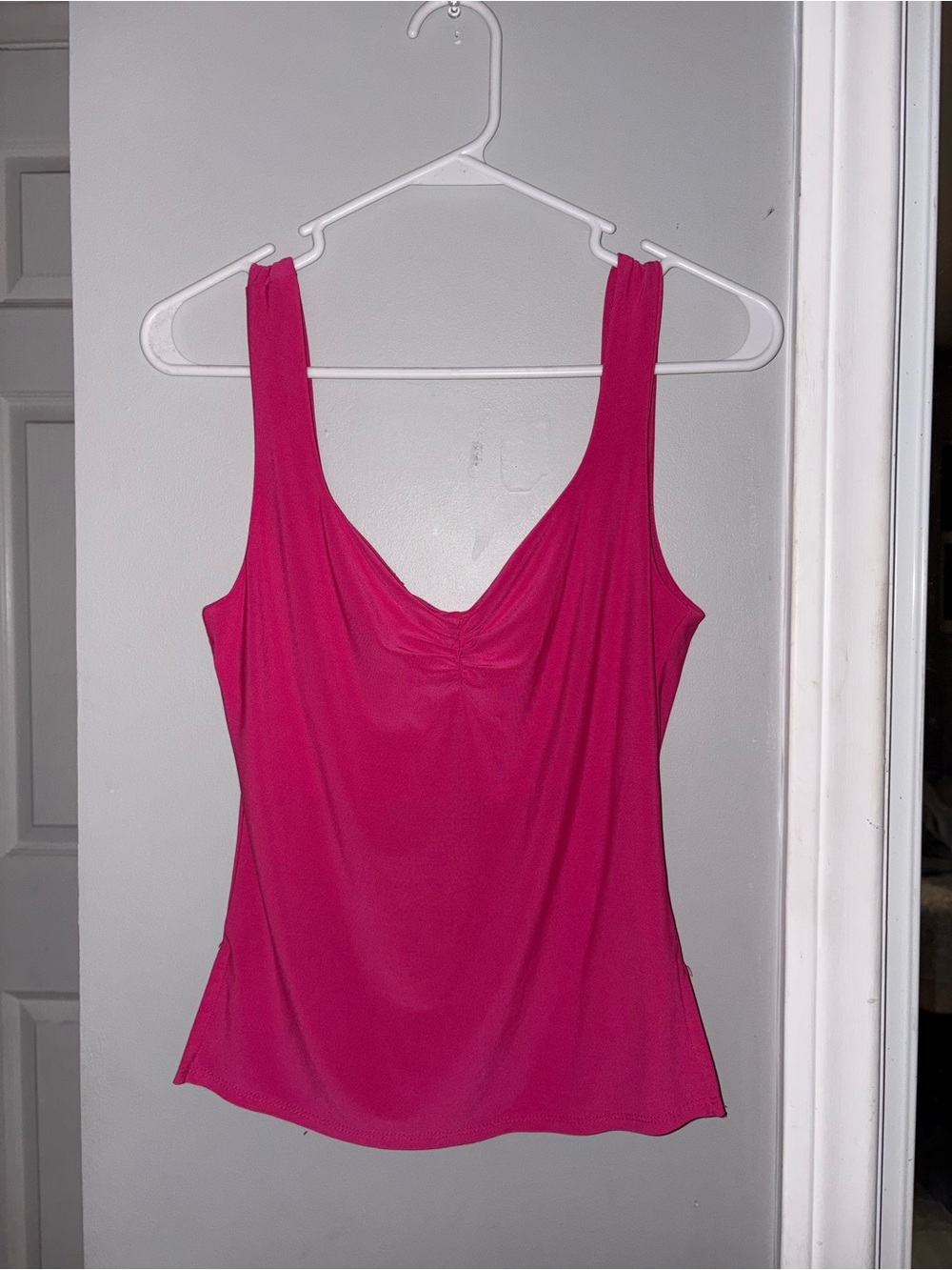 Women's Fuchsia Tank Top with V-Neck